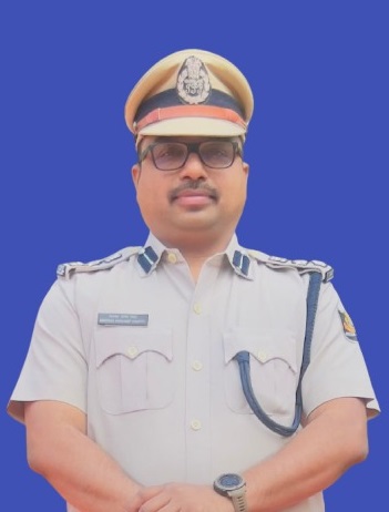 ଶ୍ରୀ ମାଡକର ସନ୍ଦୀପ ସମ୍ପତ, ଭା.ପୋ.ସେ